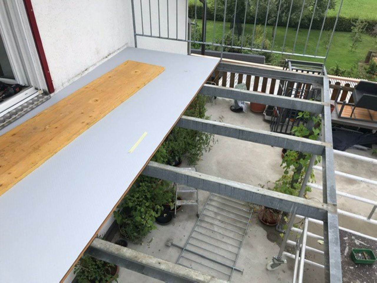 Balkonbodenplatte 1365 Pastellgrau